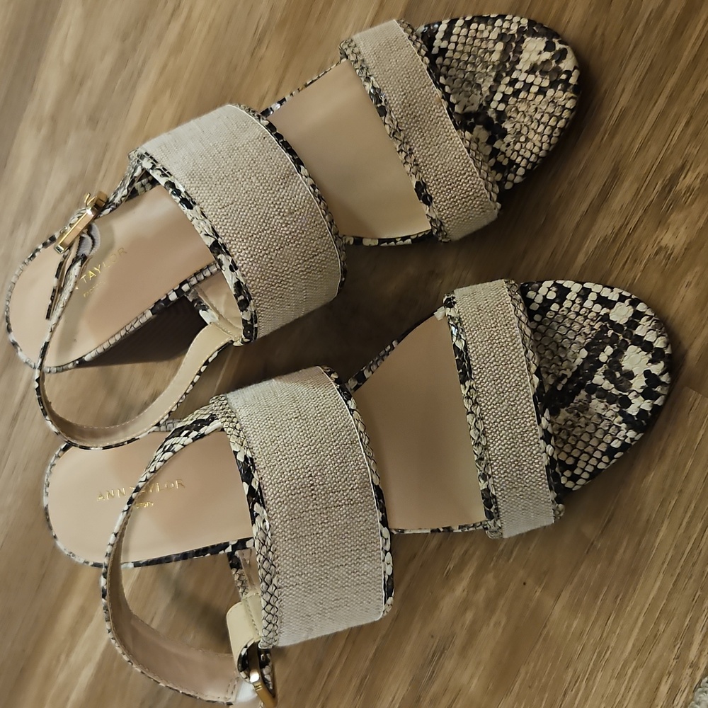 Ann Taylor open toe strappy heels Size 9M snake print black/tan EUC